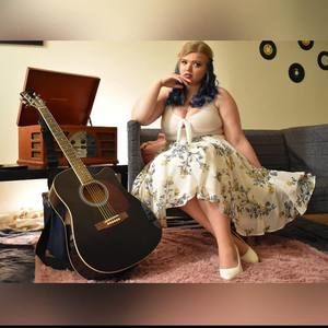 Meet your Posher, Savannah